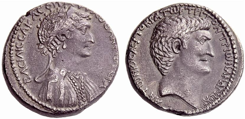 Tetradrachme mit der gemeinsamen Abbildung Kleopatras und Antonius' aus Antiochia